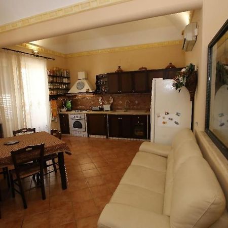 Laura Affitta Camere Baronessina Palermo Luaran gambar